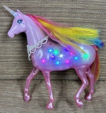 2021 Barbie Dreamtopia Unicorn Magical Lights Sounds Rainbow Hair Mattel GWM78