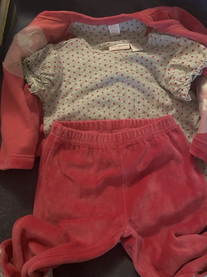 First Impressions Infant Girl 3 Piece Pink Velour Hearts Pants Shirt Jacket 6-9m - Image 4 of 4