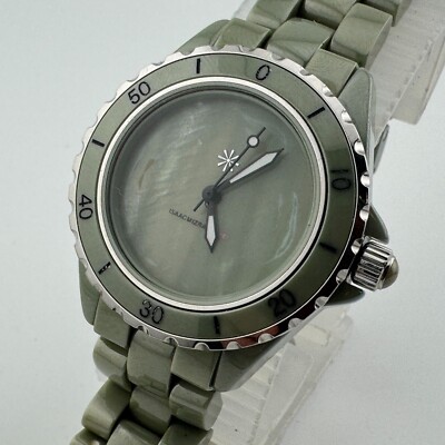 Isaac Mizrahi Quartz Watch Men 30m Green Ceramic Fixed Bezel New Battery 6''
