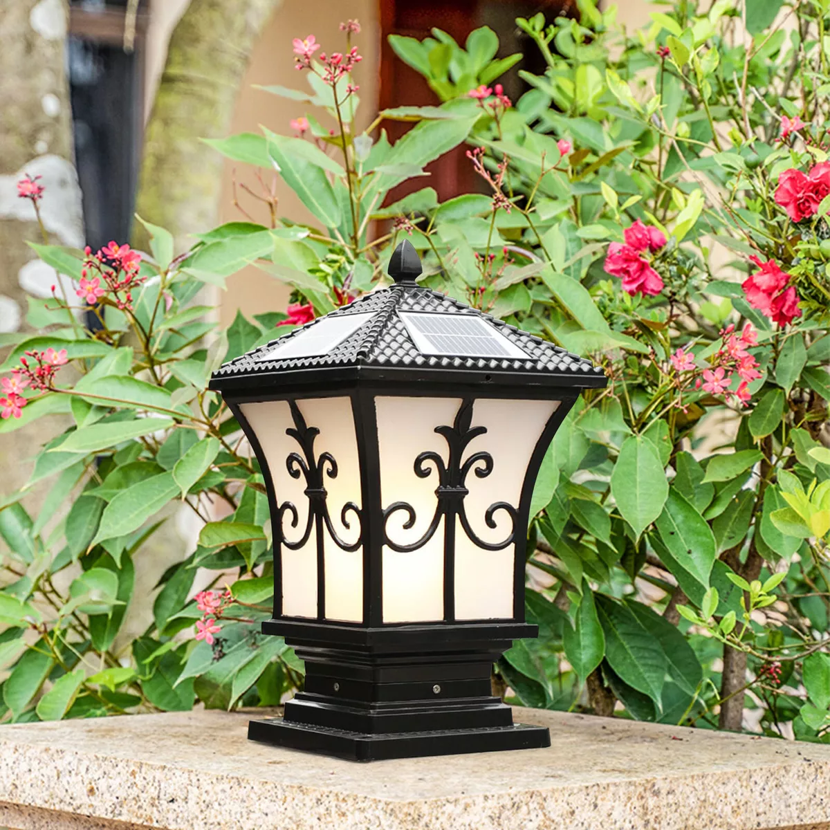 2pcs Solar LED Post Light Lamp Yard Driveway Fence Outdoor Pillar Lights Black
