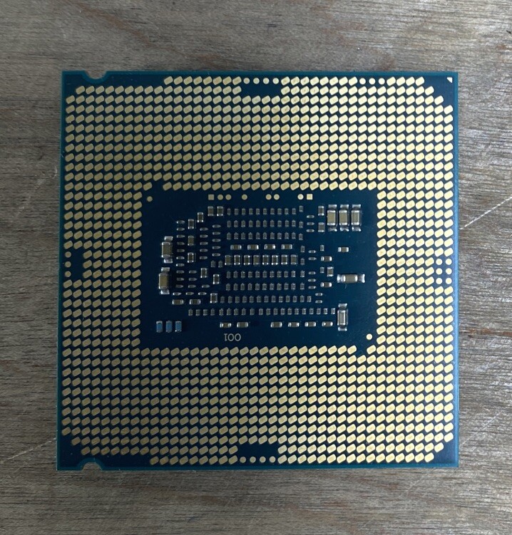 Intel Core i7-6700 3.4GHz 4 Core (SR2BT) Processor Intel Core i7-6700 3.4GHz 4 Core (SR2BT) Processor