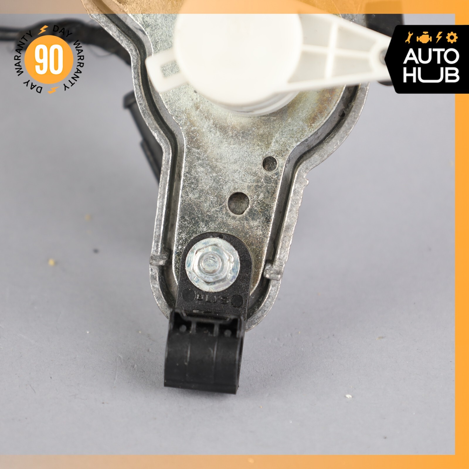 08-19 Maserati GranTurismo S M145 Front Right Side Exterior Door Handle OEM 28k