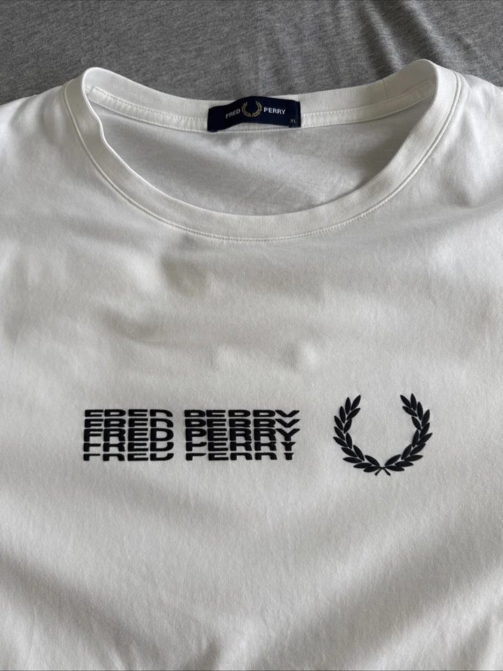 New Fred Perry Logo T Shirt White Xl Slim Fit Crew Neck - Image 2 of 2