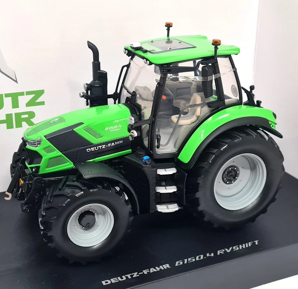 UH 1/32 - Deutz-Fahr 6150.4 RV Shift 2024 Green Diecast Scale model Tractor - Image 4 of 4