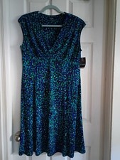 Women's Dress Size XL Green Blue Design cap Sleeves Slip On New W/Tags CHAPS