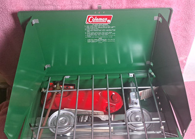 COLEMAN STOVE VINTAGE MODEL 425E499 2 BURNER DATED 11/73 CAMPING NEW OLD STOCK 