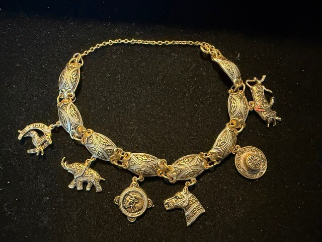 Vintage Spanish Gold Tone Charm Bracelet