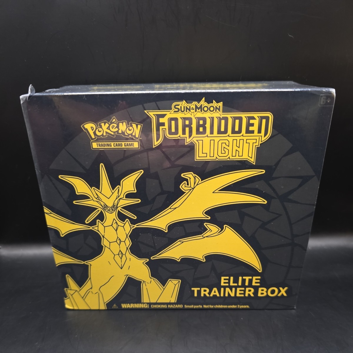 Pokémon TCG: Sun & Moon - Forbidden Light Elite Trainer Box for