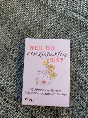 Weil du einzigartig bist   55 Affirmationen für mehr Selbstliebe- Karten Box-top