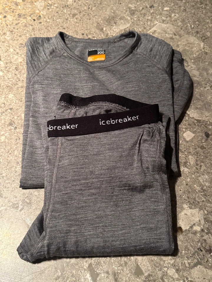 Merino Skiunterwäsche Icebreaker Gr. 140 grau