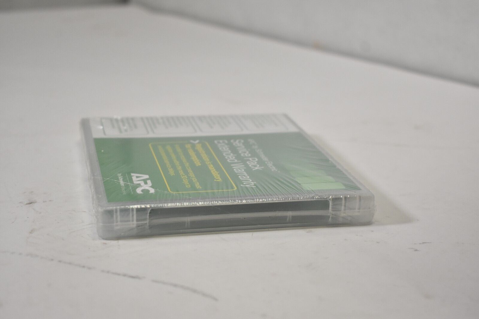 как выглядит APC Service Pack Extended Warranty High Volume Register By Schneider Electric фото