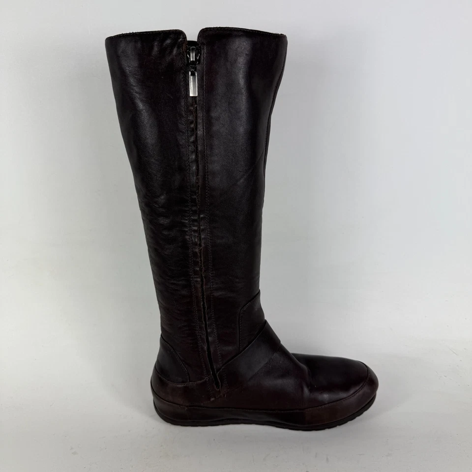 Botas Fitflop Mujer 7.5 Marrón Punta Redonda Cremallera Lateral Hasta la Rodilla Hebilla al Tobillo Western Foto 3 de 4