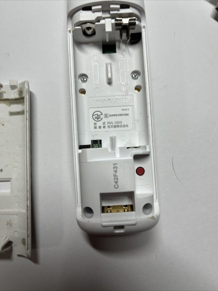 Nintendo Wii Remote Controller and Nunchuck White Working! Nyko