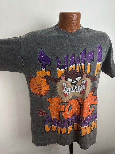 Vintage 90s LOONEY TUNES T-shirt M Taz Tasmanian Devil Basketball DISTRESSED - Picture 2 of 16