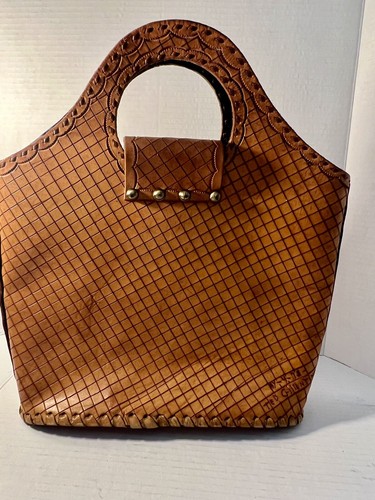 VTG Hand-Crafted Leather Tooled Stitched Painted Purse Signed Indigenous Theme - Picture 18 of 24