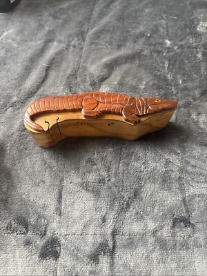 3D Wooden Alligator Puzzle Box/Comtainer