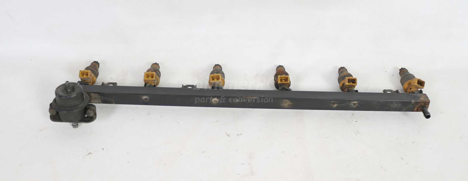 BMW E34 M30 Fuel Rail With Regulator and Injectors Bosch B35 for sale