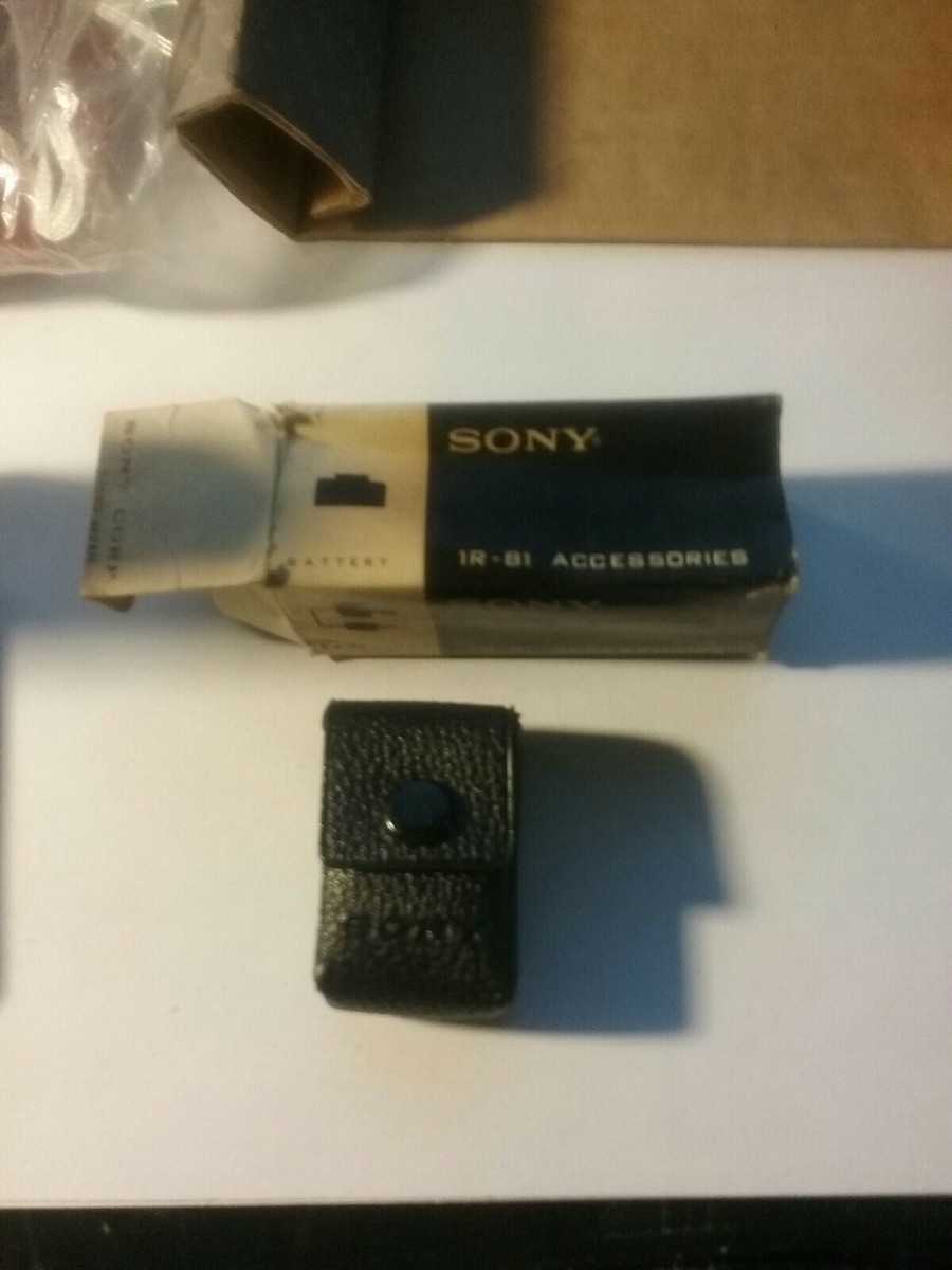 SONY 1R-81 マイクロトランジスタラジオ1965年製・動作品 希少 Sony 1R-81 Transistor Radio Near Mint in the Box- Rare Find