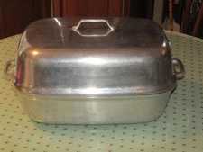 VTG Super Maid Cookware Lge Cast Aluminum Vented Turkey Roaster w/lid & trivet