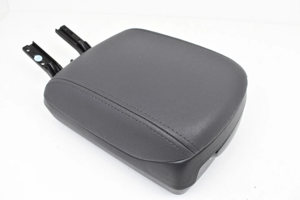 2004-2007 Volvo S40 Center Console Black Leather Armrest Lid Cover Assembly OEM - Image 2 of 4