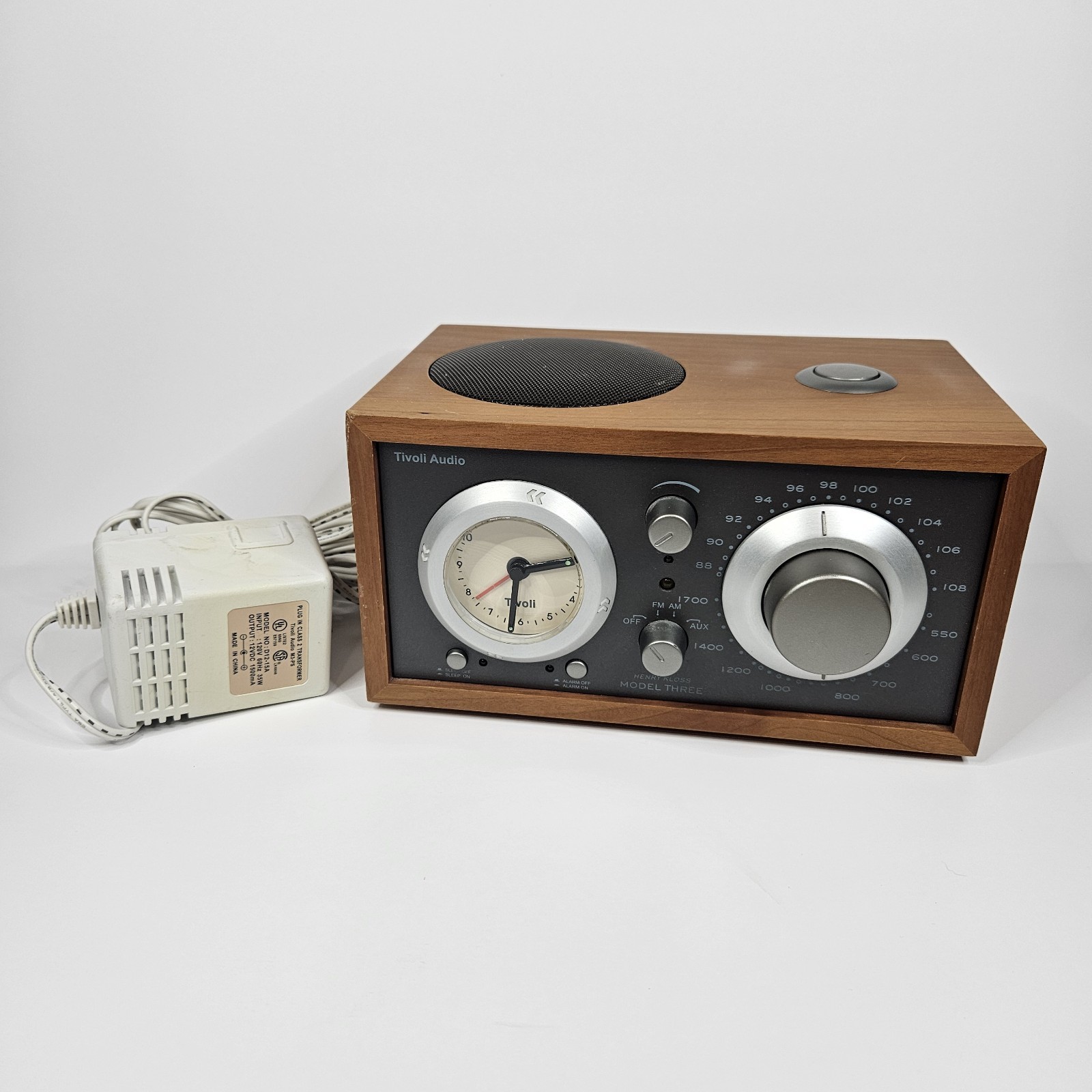 Tivoli Audio Henry Kloss Model Three AM/FM/AUX Alarm Clock R