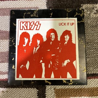 VTG Kiss Lick It Up Carnival Glass