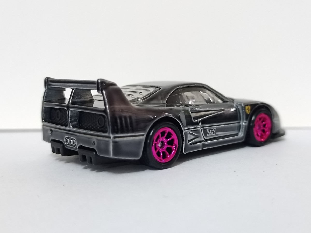Hot Wheels 2026 Super Treasure Hunt STH Ferrari F40 Competizione