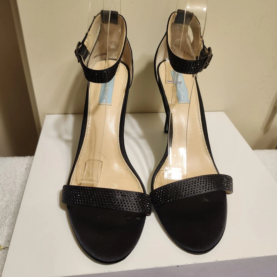 Betsey Johnson "Shilo" Black Rhinestone/Silk Strappy Sandals Sz.9 MSRP $109 - Image 3 of 4