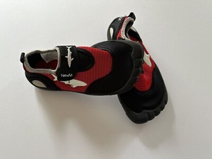 EUC Newtz Youth Size 12 Red and Black Water Shoe Sock
