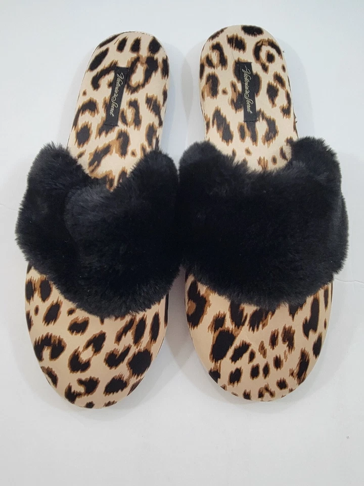 Zapatillas sin cordones Victoria’s Secret con estampado de leopardo satinado piel sintética talla grande Foto 4 de 4
