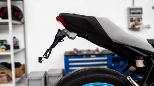 EVOTECH PORTATARGA REGOLABILE RECLINABILE YAMAHA MT-07 2025 - Imagen 3 de 3