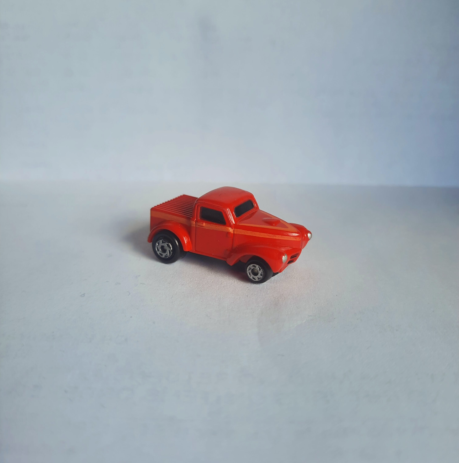 Picture 2 of 4