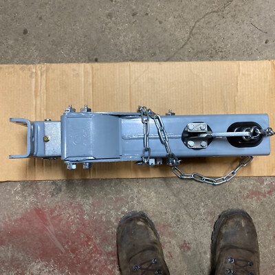 Couvercle de Bouchon de Remplissage de Carburant 52030380AA Convient pour Chrysler Aspen Couvercle de Bouchon de Remplissage de Carburant 52030380AA Convient pour Chrysler Aspen