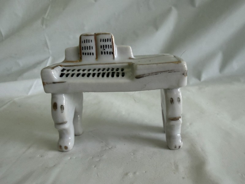 Occupied Japan Porcelain Piano Figurine H2.25" x W1.75" x L2.75"