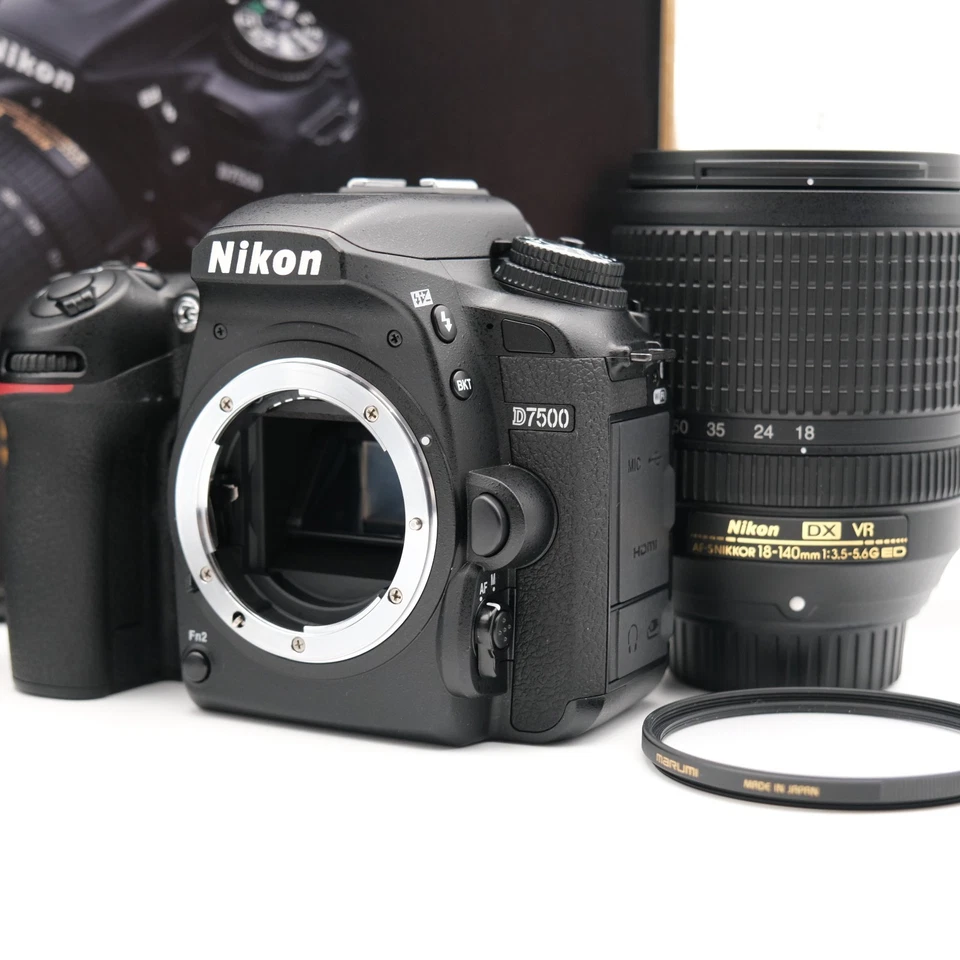 Nikon D7500 [Near Mint 9060 Shutter] 20.9 MP DSLR-Kamera mit 18-140mm