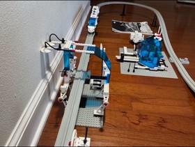 LEGO Space: 6990 Futuron Monorail Transport 99% Read