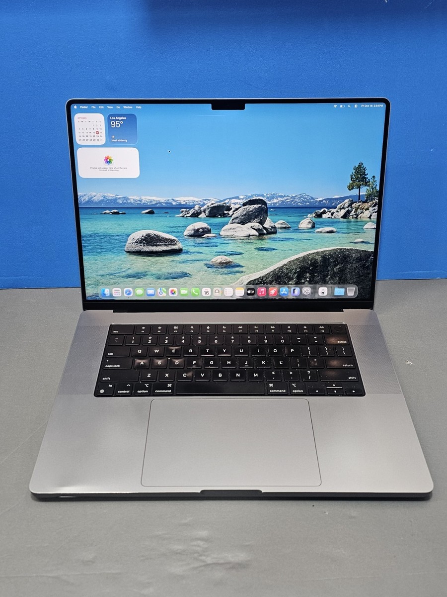 Apple MacBook Pro 16