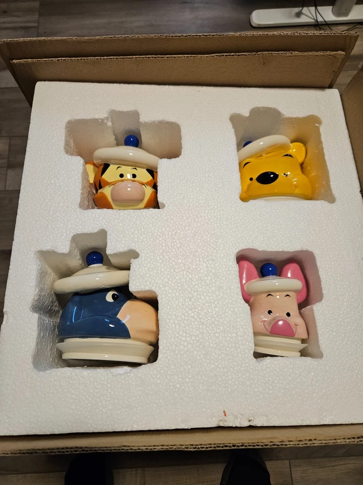 NUEVO DE COLECCIÓN •Juego de latas Disney's Winnie the Pooh Peek-A-Boo azul-caja original Foto 4 de 4