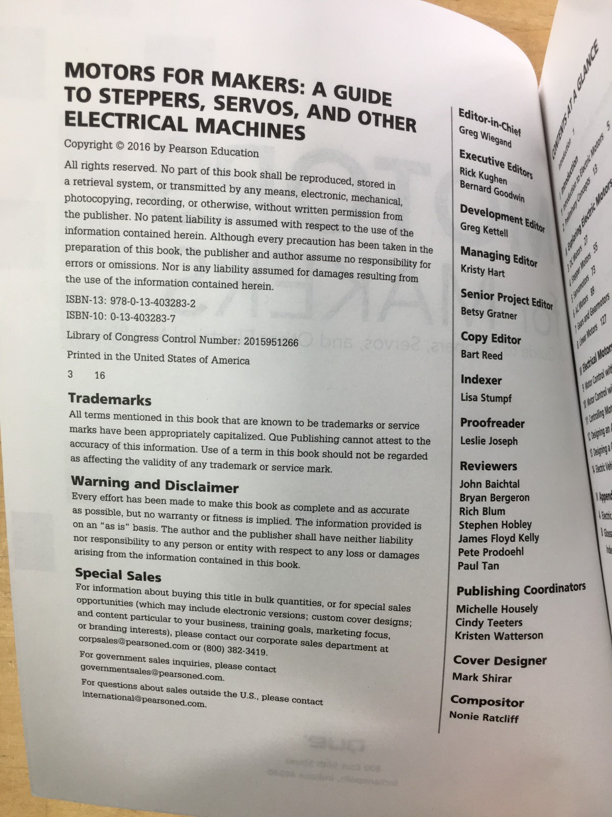 Motors for Makers: A Guide to Steppers, Servos, and Other Electrical Machines PB