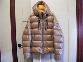 MACKAGE DOWN PUFFER JACKET. NEW WITHOUT TAGS. SIZE 46
