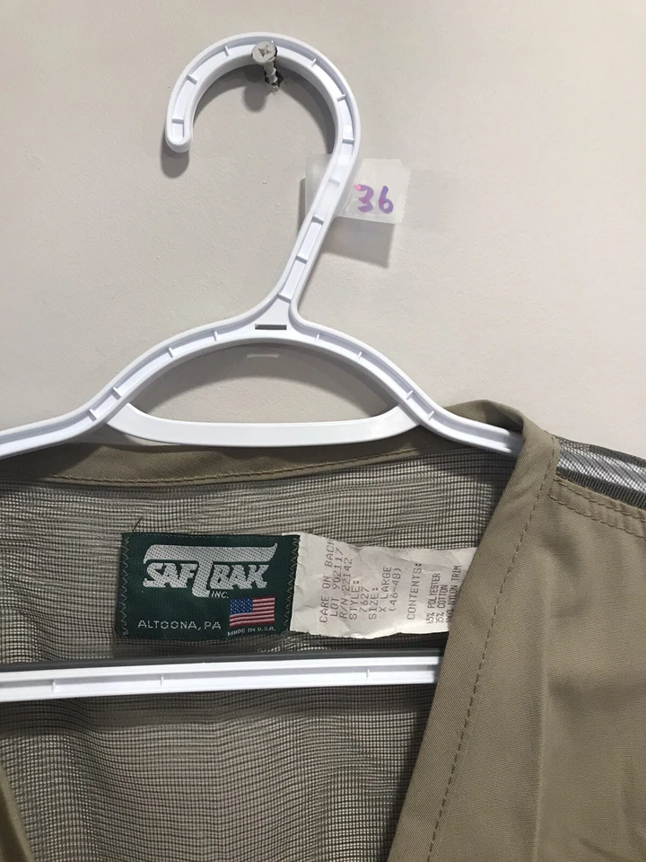 SafTbak Vest Mens XL Beige Brown  Shooting Hunting Vest - Image 2 of 4