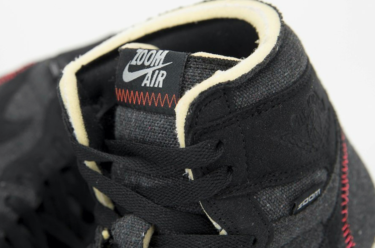 Nike Air Jordan 1 Retro High - 