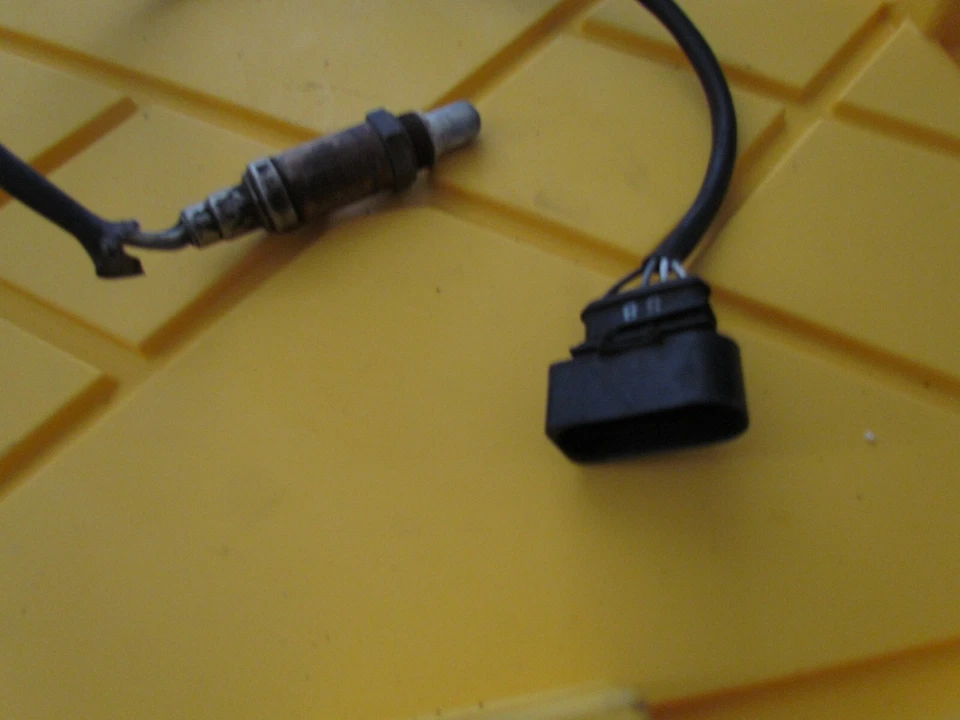 Датчик кислорода Audi A4 037906265 подходит для VW Audi A4 - Изображение 3 из 3