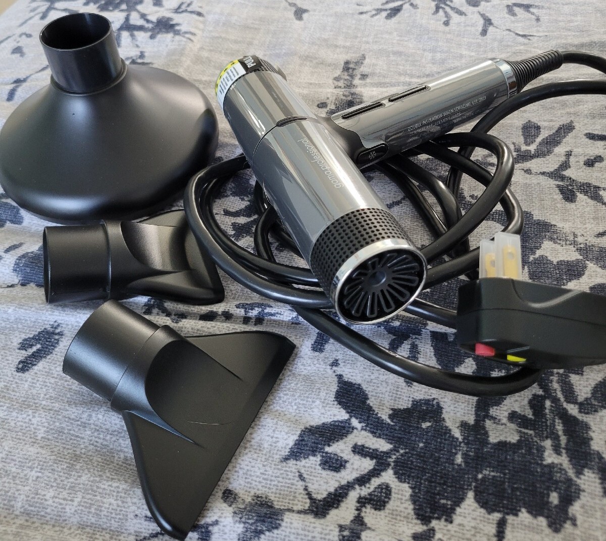 New GAMA Italy IQ PerfettoProfessional Lightweight Hair Dryer Black Open Box iQ2 - iQ Perfetto - Gama Italy Professional main image 4