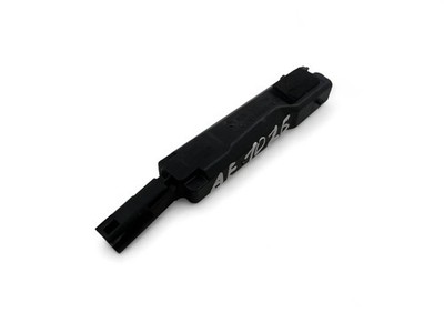 AUDI Funk- Schlüsselantenne Keyless Entry Antenne 8W0927753 (AE1026)