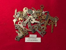 50 VINTAGE MISC. FLAT STEEL LEVER KEYS, ANTIQUE LOCKS & KEY LOT #615