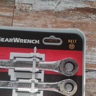GearWrench 9417 Metric Ratcheting Combination Wrench Set, 7 Pc, 8-18mm Silver