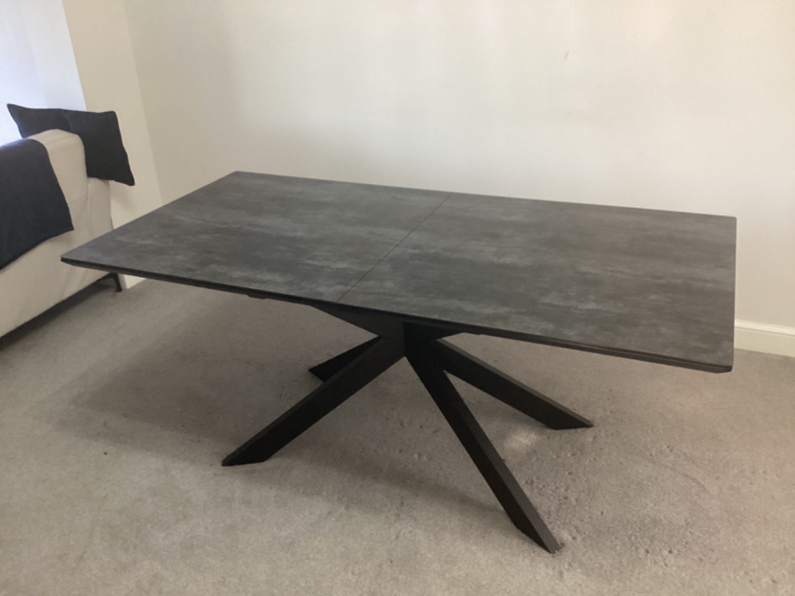 natuzzi dining table used read description