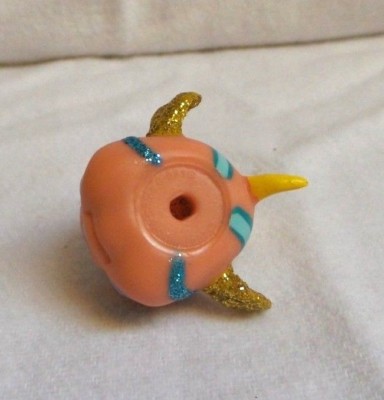 Littlest Pet Shop LPS Hasbro #755 - Poisson Clown Rose Et Jaune Avec Accessoire