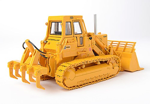 Caterpillar 983B Track Loader - CAB & RIPPER - 1/48 - CCM - Diecast - New 2014 - Picture 2 of 5